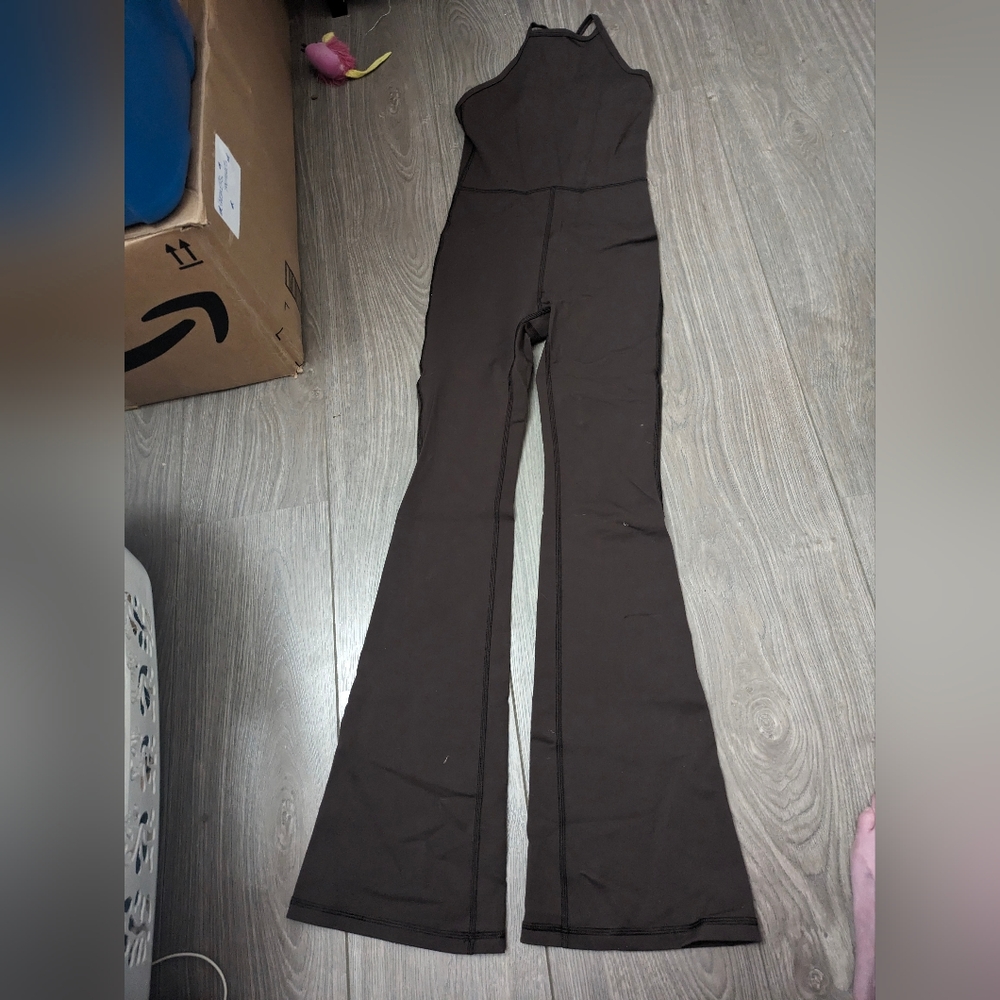 SOLD ⭐⭐Worn once, Leila flared jumpsuit in rich mocha brown xxs perf.cond - Picture 6 of 6